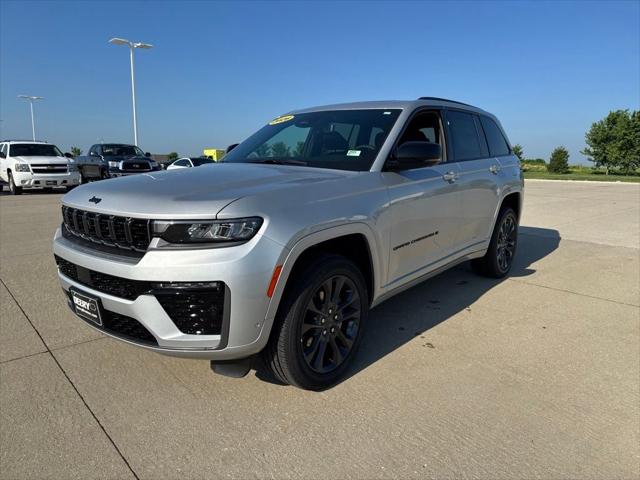 2026 Jeep Grand Cherokee GRAND CHEROKEE LIMITED RESERVE 4X4