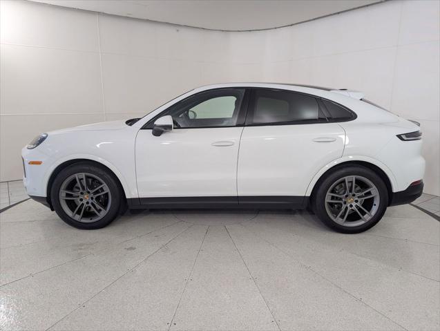 2025 Porsche Cayenne Unknown