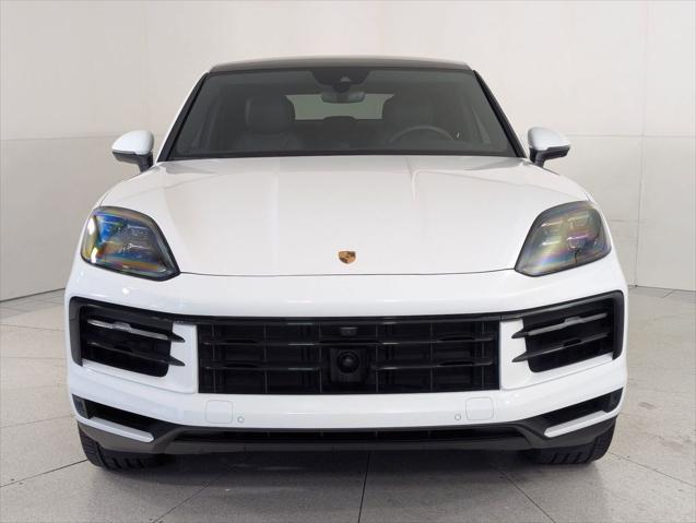 2025 Porsche Cayenne Unknown