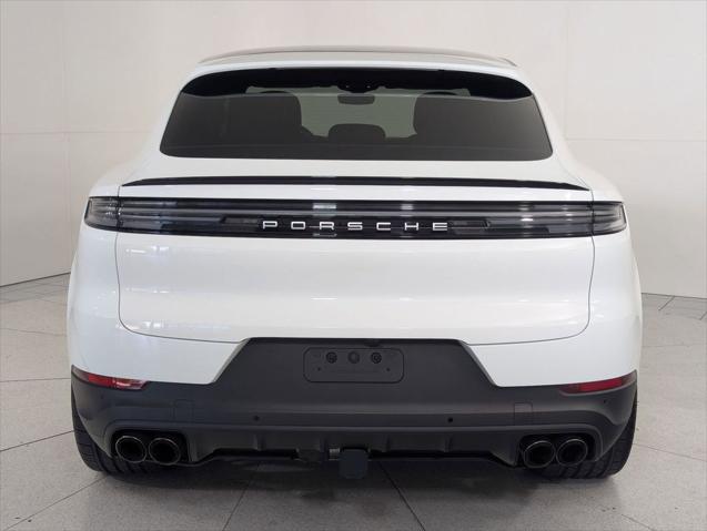 2025 Porsche Cayenne Unknown