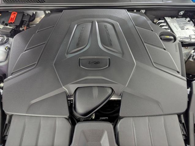 2025 Porsche Cayenne Unknown