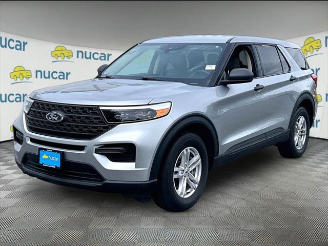 2022 Ford Explorer Base