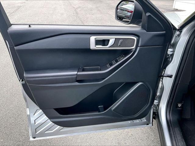 2022 Ford Explorer Base