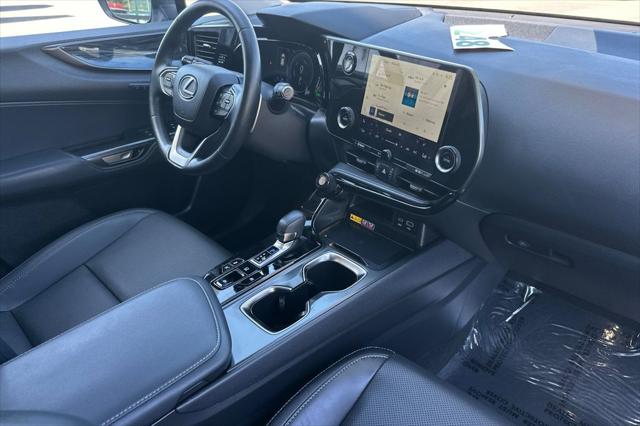 2026 Lexus NX 350h Premium
