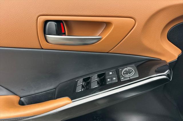 2023 Lexus IS 300 300