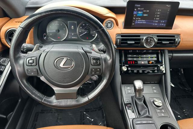 2023 Lexus IS 300 300