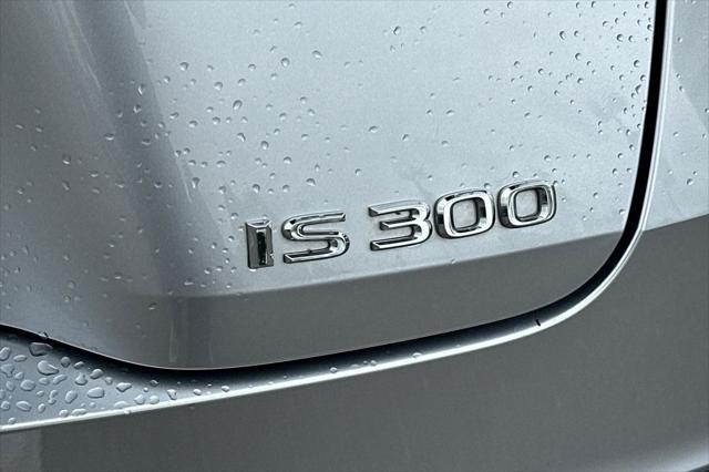 2023 Lexus IS 300 300