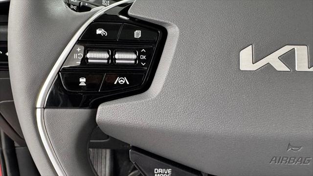 2026 Kia Niro SX