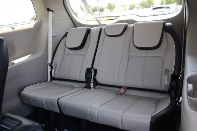 2020 Kia Sedona EX