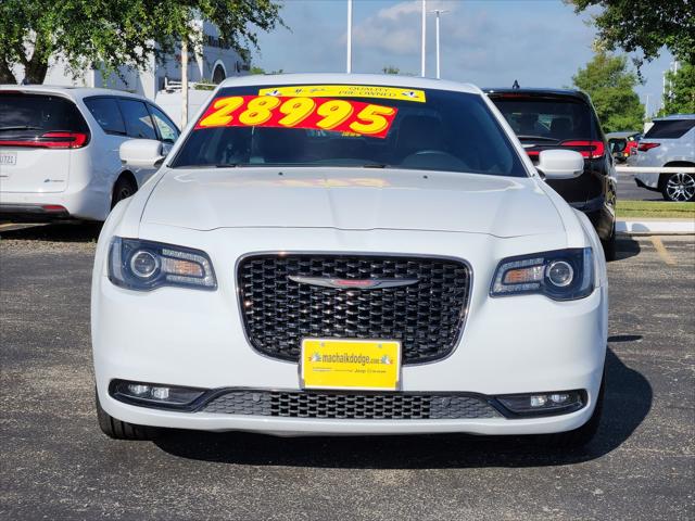 2023 Chrysler 300 300S