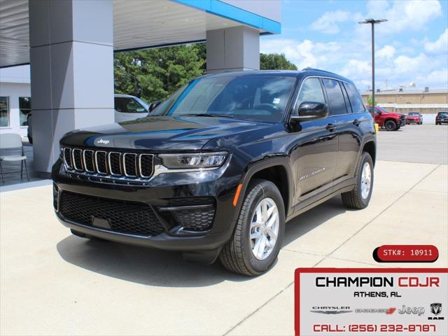 2026 Jeep Grand Cherokee GRAND CHEROKEE LAREDO X 4X4