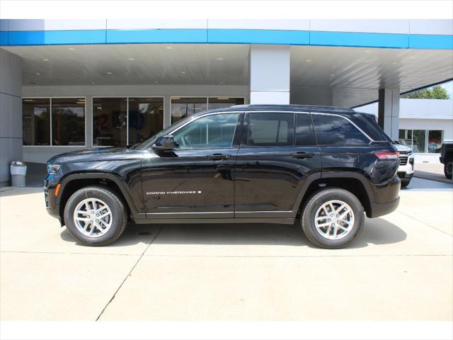 2026 Jeep Grand Cherokee GRAND CHEROKEE LAREDO X 4X4