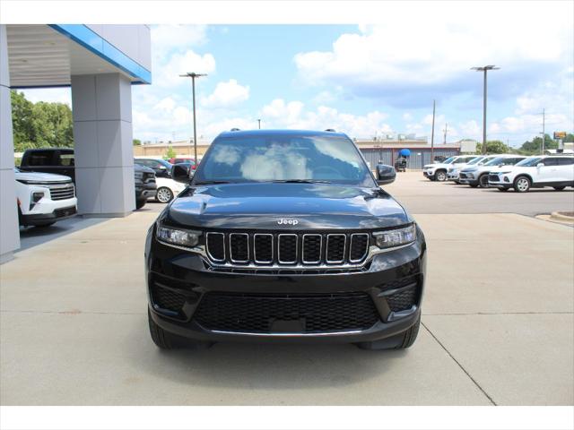 2026 Jeep Grand Cherokee GRAND CHEROKEE LAREDO X 4X4