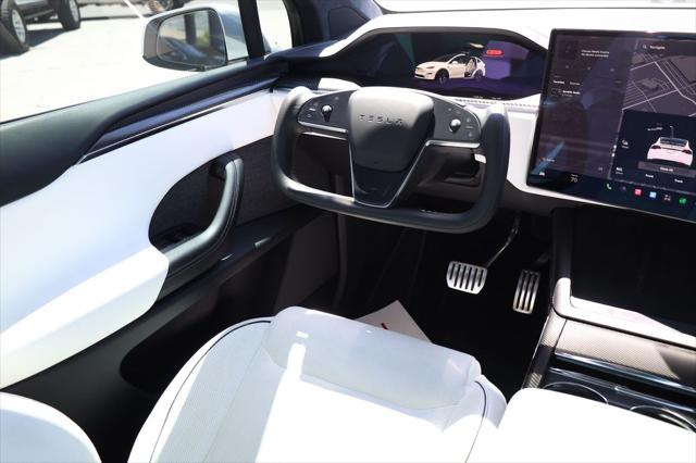 2022 Tesla Model X Plaid Tri Motor All-Wheel Drive