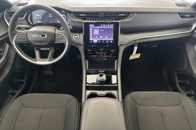 2026 Jeep Grand Cherokee GRAND CHEROKEE LAREDO X 4X4