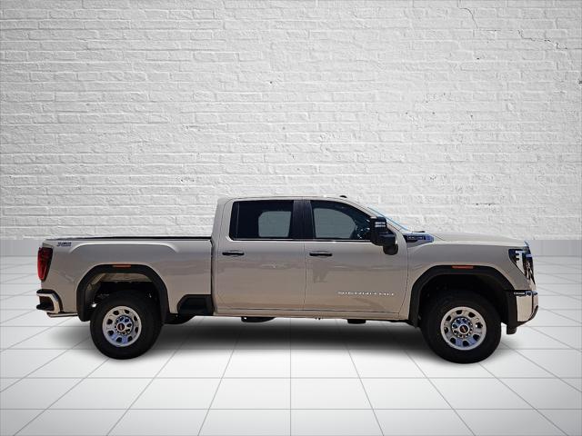 2026 GMC Sierra 2500HD Crew Cab, Standard Bed, Pro, 4WD