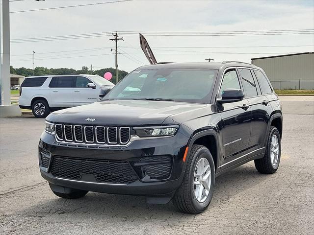 2026 Jeep Grand Cherokee GRAND CHEROKEE LAREDO X 4X4