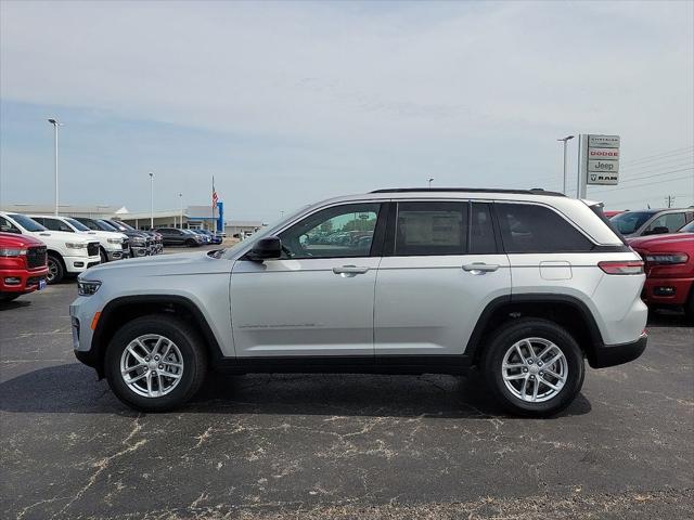 2026 Jeep Grand Cherokee GRAND CHEROKEE LAREDO X 4X4