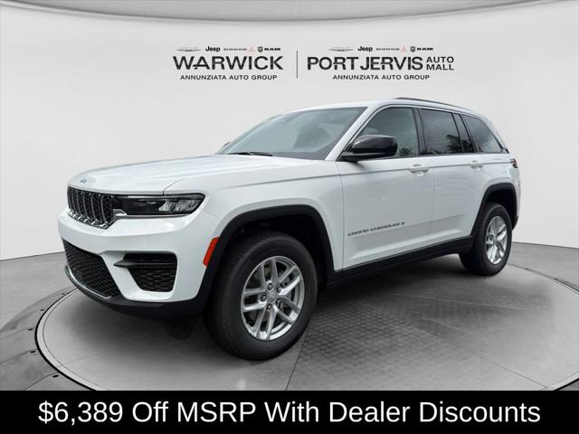 2026 Jeep Grand Cherokee GRAND CHEROKEE LAREDO X 4X4