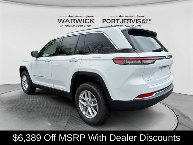 2026 Jeep Grand Cherokee GRAND CHEROKEE LAREDO X 4X4