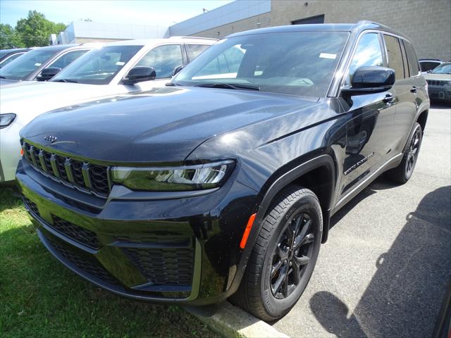 2026 Jeep Grand Cherokee GRAND CHEROKEE LAREDO ALTITUDE 4X4 2026 Jeep Grand Cherokee GRAND CHEROKEE LAREDO ALTITUDE 4X4