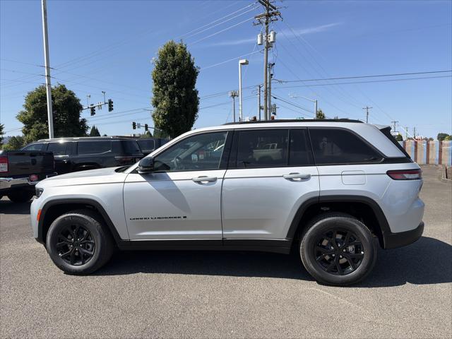 2026 Jeep Grand Cherokee GRAND CHEROKEE LAREDO ALTITUDE 4X4 2026 Jeep Grand Cherokee GRAND CHEROKEE LAREDO ALTITUDE 4X4
