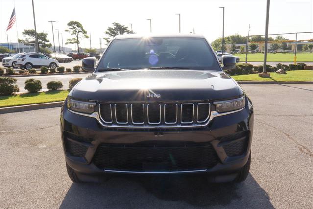2026 Jeep Grand Cherokee GRAND CHEROKEE LAREDO X 4X4