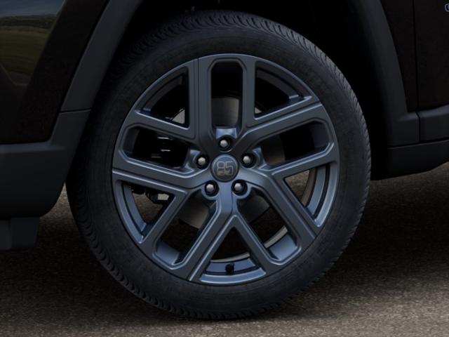 New 2026 Diamond Black Crystal Pearl-Coat Exterior Paint Jeep 85th Anniversary image 69