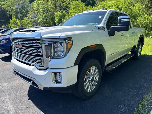2023 GMC Sierra 2500HD 4WD Crew Cab Standard Bed Denali