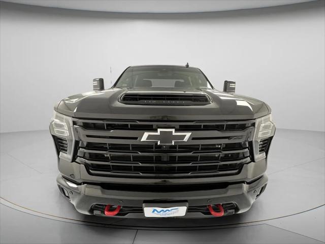 2025 Chevrolet Silverado 2500HD 4WD Crew Cab Standard Bed LT