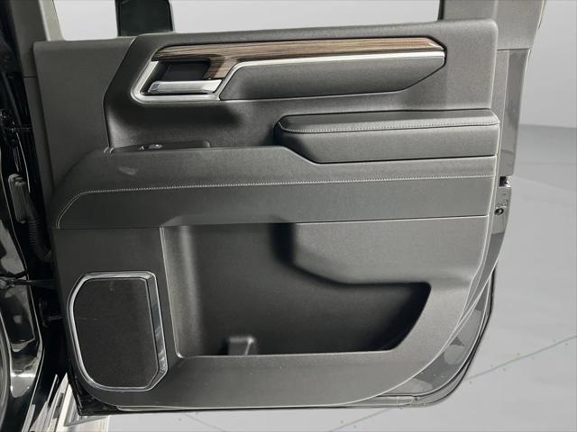 2025 Chevrolet Silverado 2500HD 4WD Crew Cab Standard Bed LT