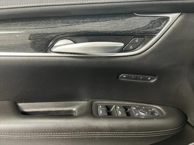 2022 Cadillac XT5 AWD Premium Luxury