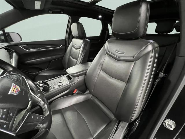 2022 Cadillac XT5 AWD Premium Luxury