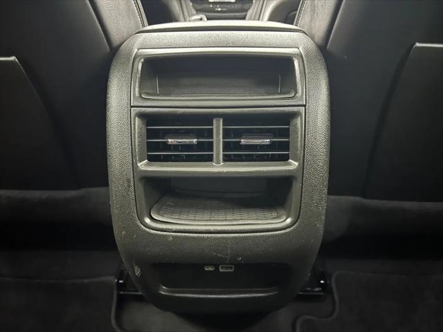 2022 Cadillac XT5 AWD Premium Luxury