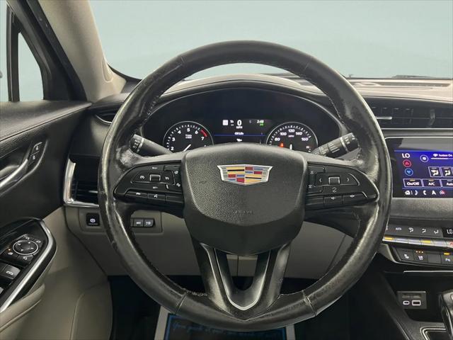 2019 Cadillac XT4 Premium Luxury