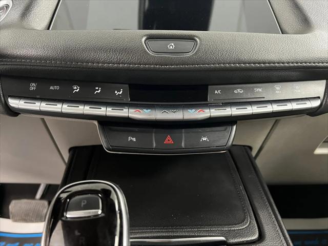 2023 Cadillac XT4 FWD Premium Luxury