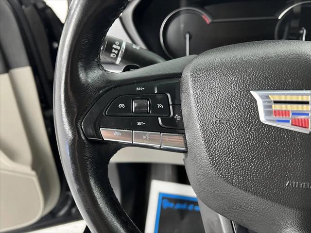 2023 Cadillac XT4 FWD Premium Luxury