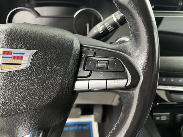 2023 Cadillac XT4 FWD Premium Luxury
