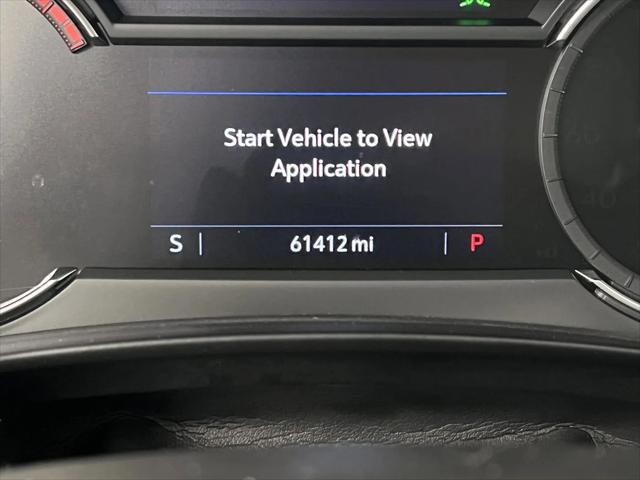 2023 Cadillac XT4 FWD Premium Luxury