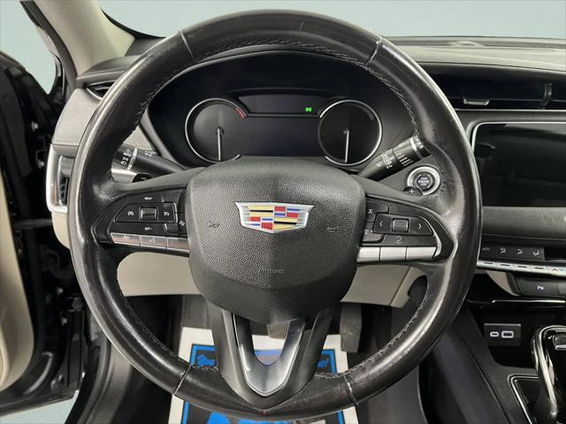 2023 Cadillac XT4 FWD Premium Luxury