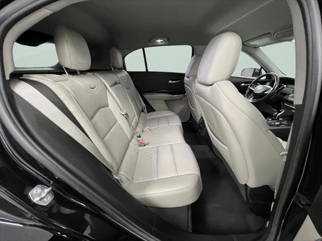 2023 Cadillac XT4 FWD Premium Luxury
