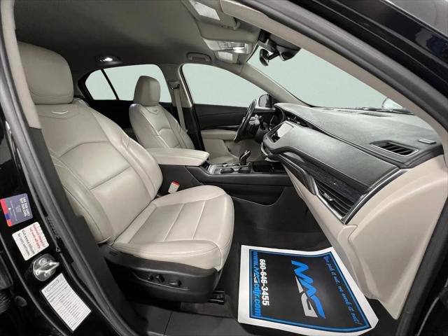 2023 Cadillac XT4 FWD Premium Luxury