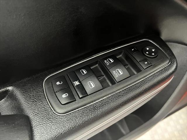 2021 Dodge Charger SXT RWD