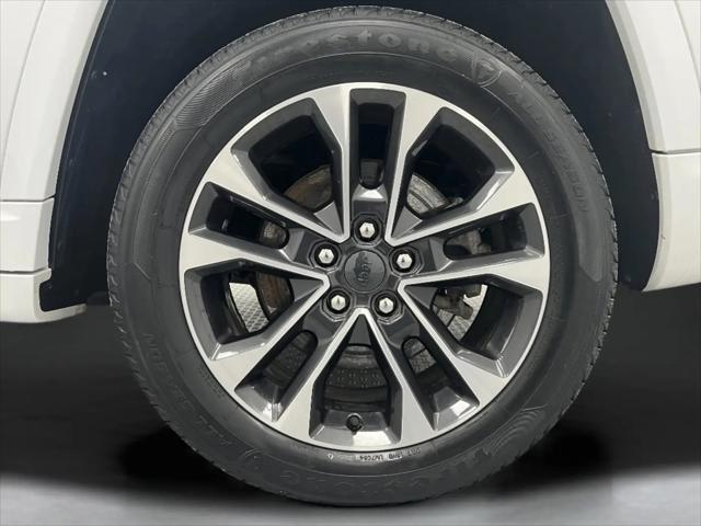 2022 Jeep Grand Cherokee Overland 4x4