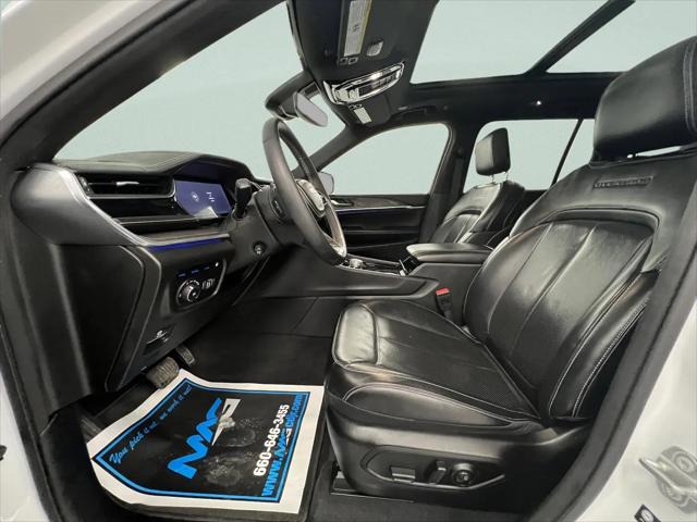 2022 Jeep Grand Cherokee Overland 4x4
