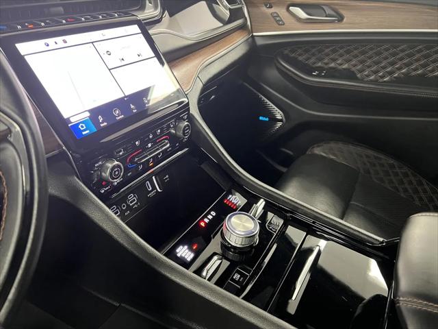 2022 Jeep Grand Cherokee Summit 4x4