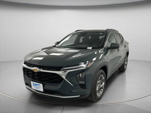 2025 Chevrolet Trax FWD LT