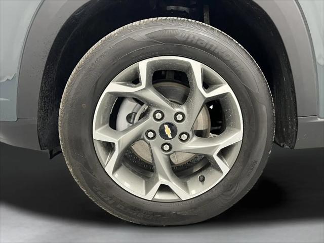 2025 Chevrolet Trax FWD LT