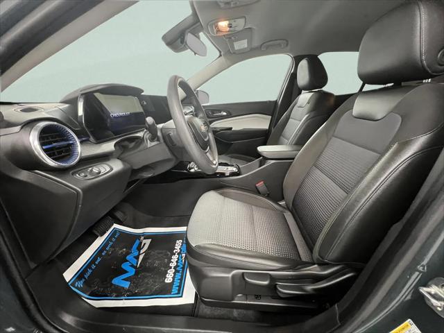 2025 Chevrolet Trax FWD LT