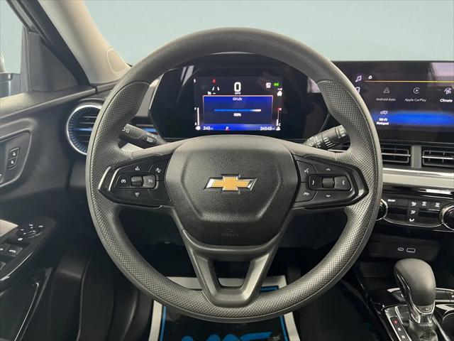 2025 Chevrolet Trax FWD LT
